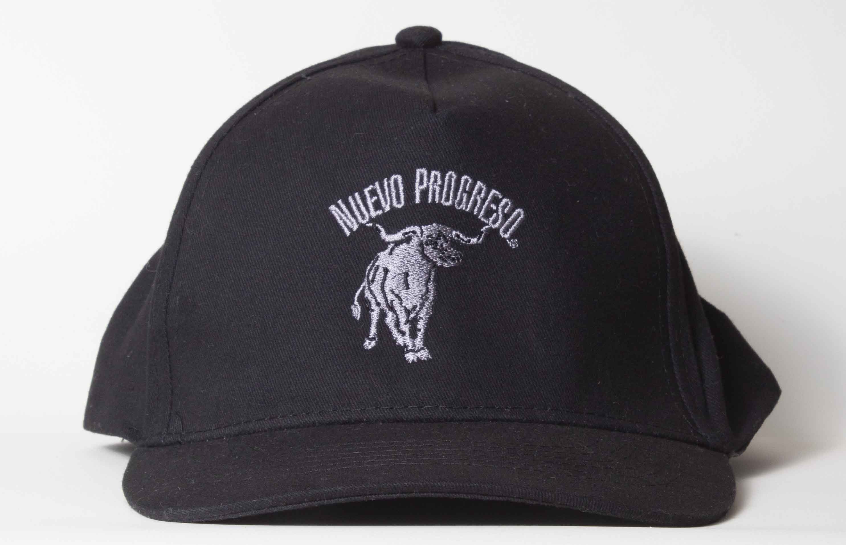 Kšiltovka - bílá výšivka